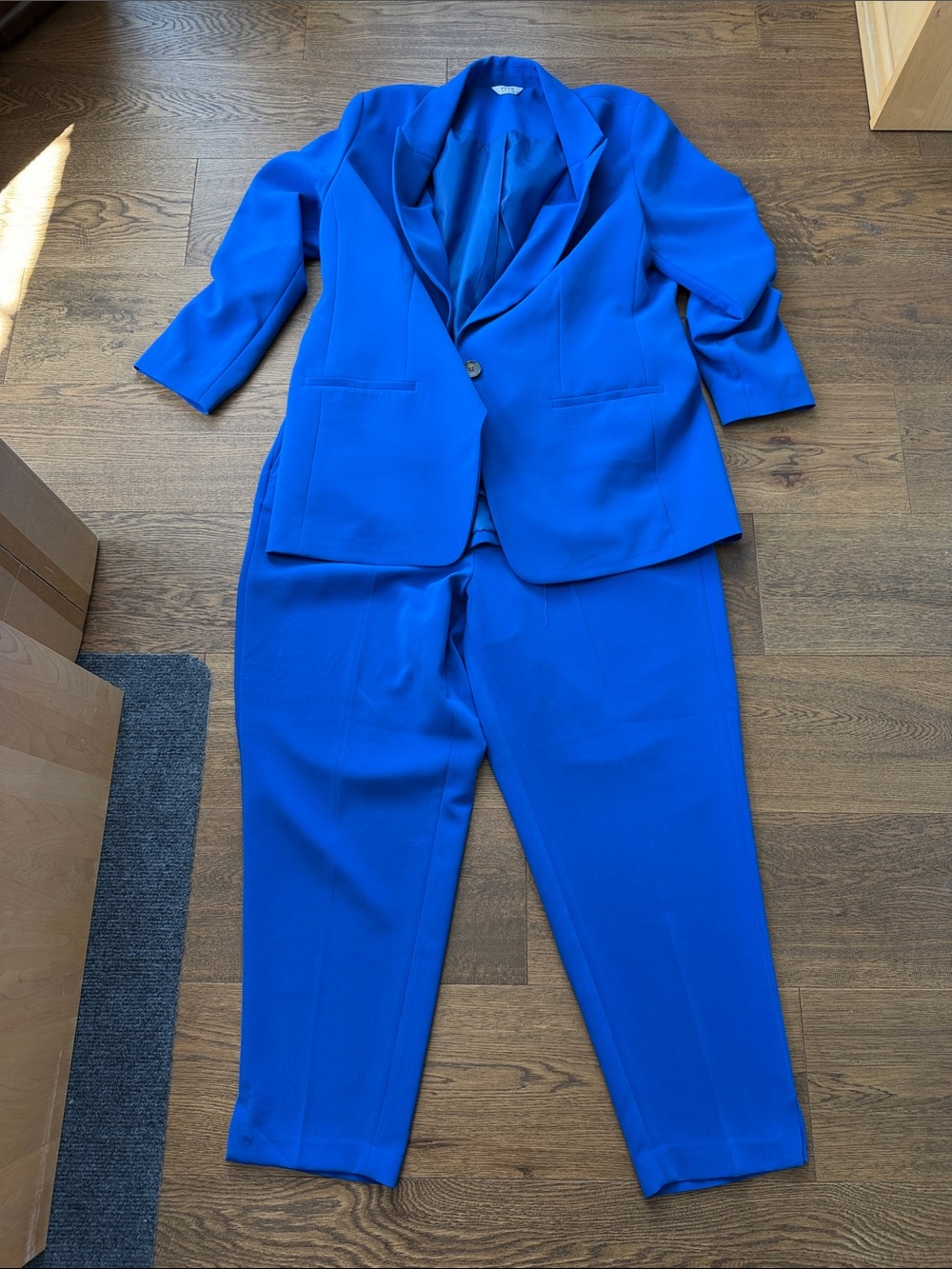 Penningtons Vivid Cobalt Blue Tailored Blazer and Pants Set